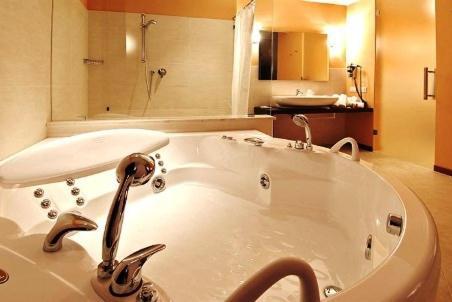 Rosso Frizzante Hotell Sorbara Rum bild