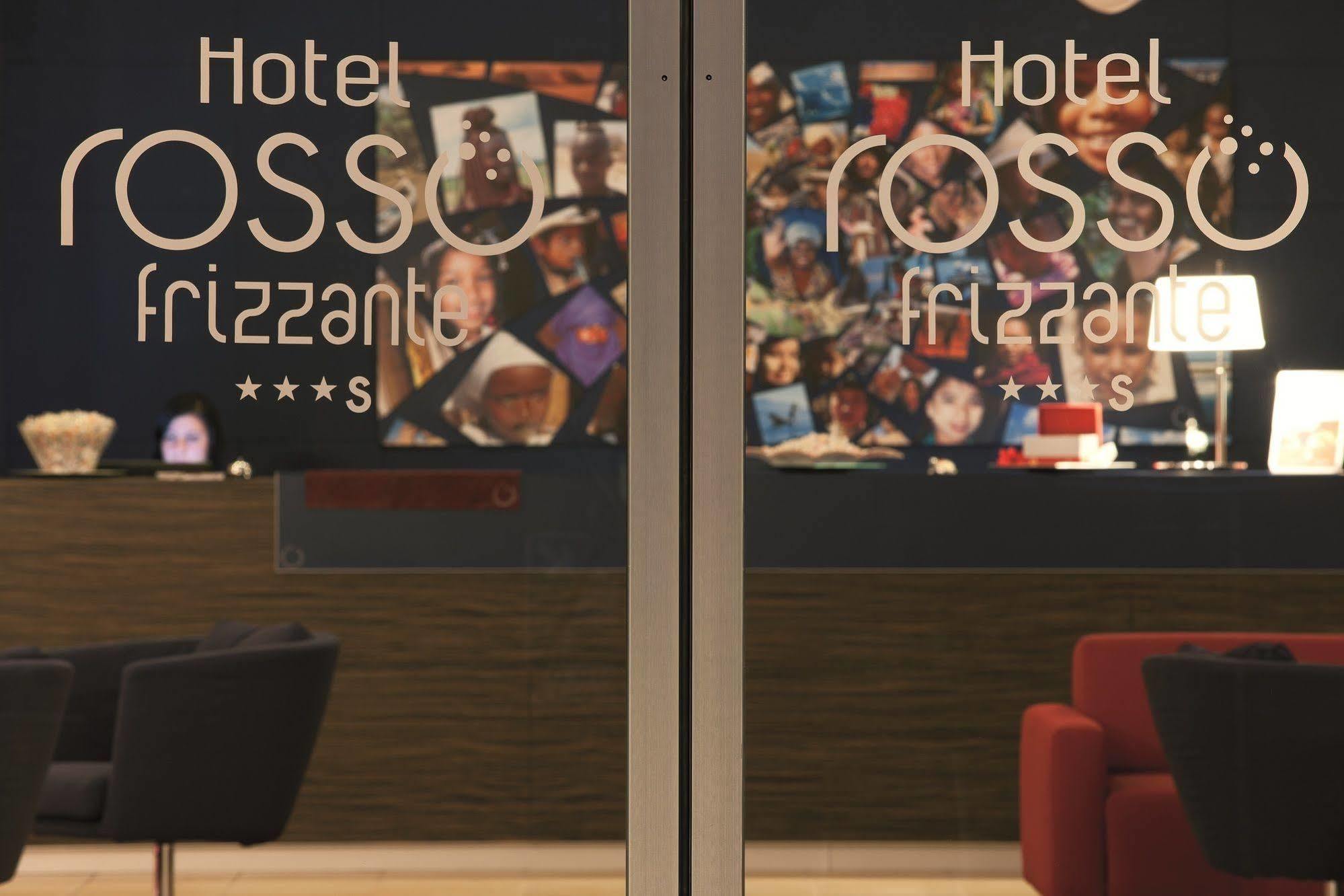 Rosso Frizzante Hotell Sorbara Exteriör bild
